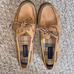 Sperry size 7.5